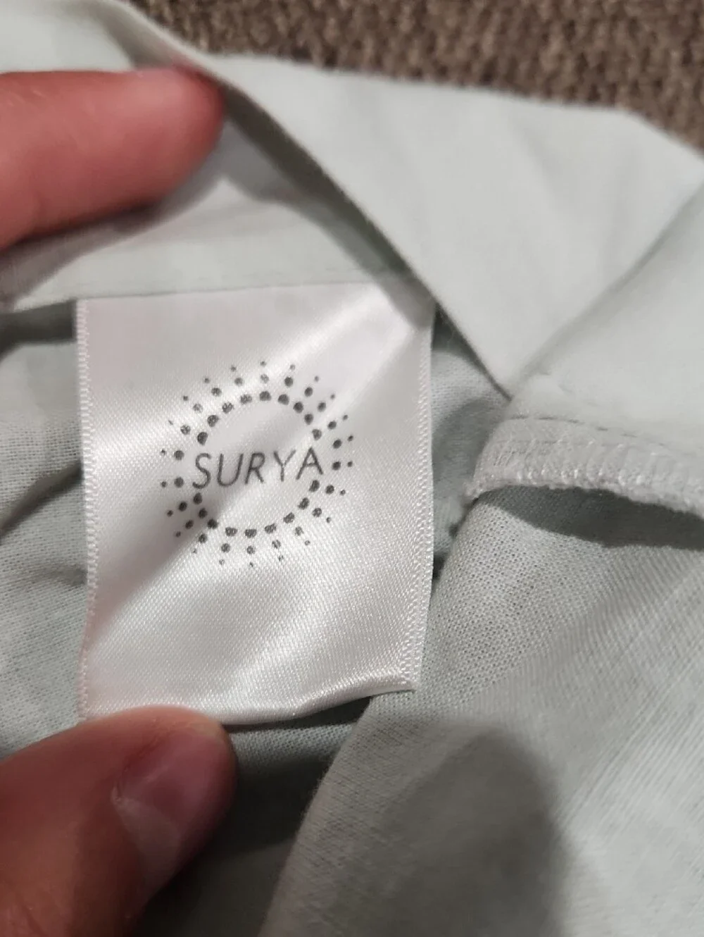Surya elegant white